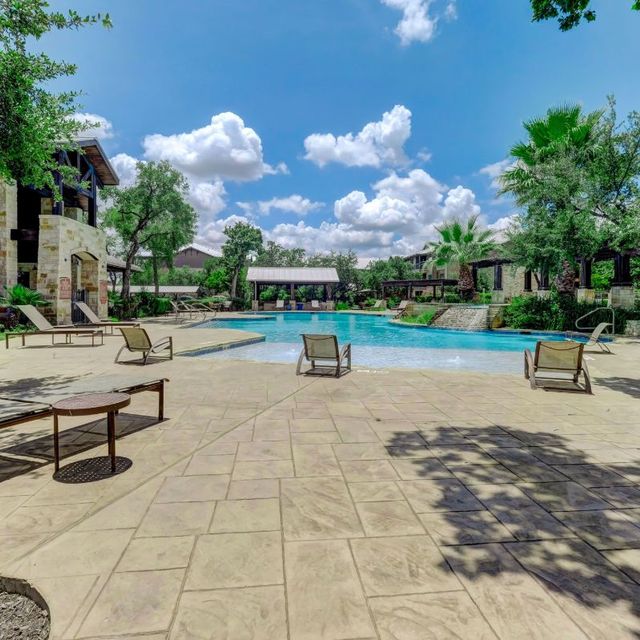 Platinum Shavano Oaks San Antonio, TX Home